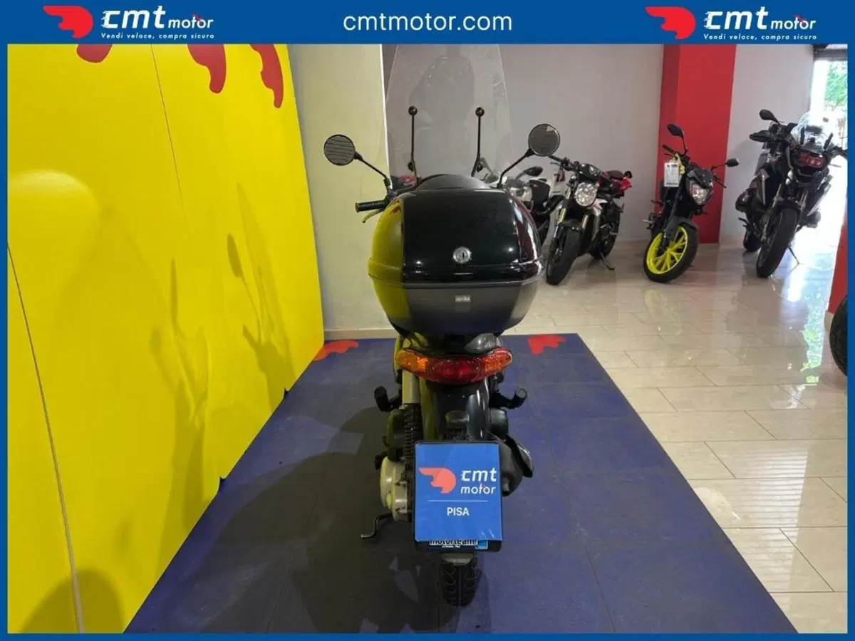 Aprilia Scarabeo 100 (2002 - 06) (2)
