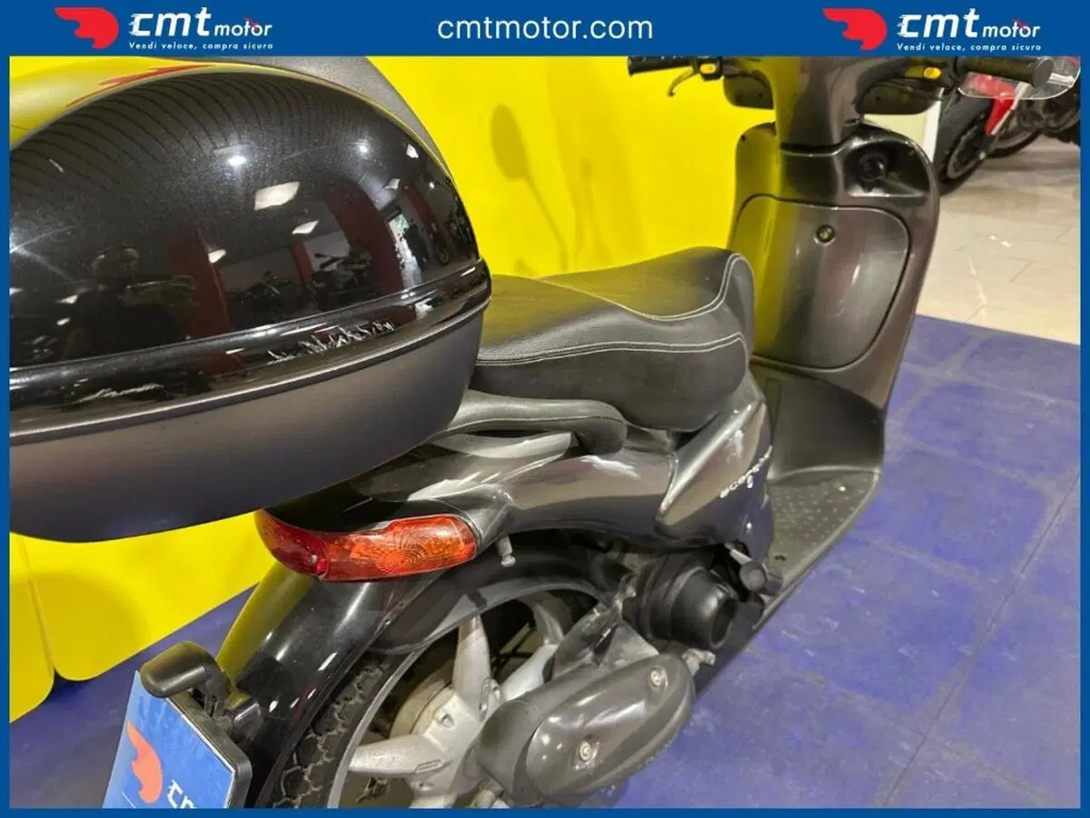 Aprilia Scarabeo 100 (2002 - 06) (6)