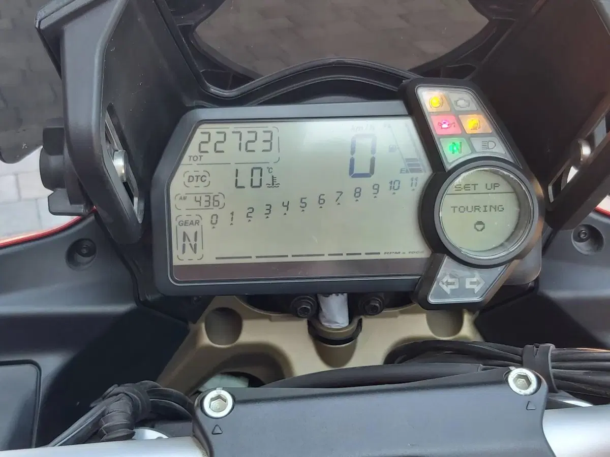 Ducati Multistrada 1200 S Touring (2010 - 12) (5)
