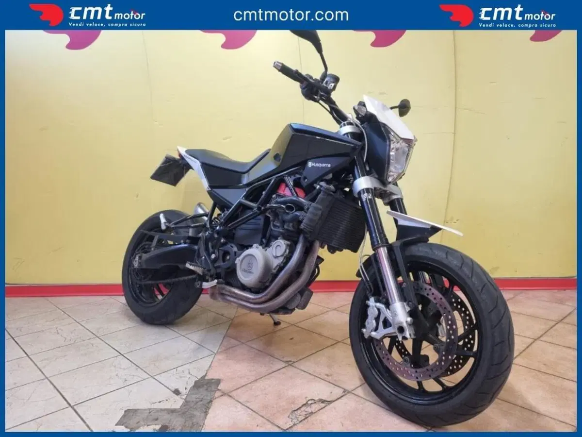 Husqvarna Nuda 900 ABS (2011 - 13) (3)