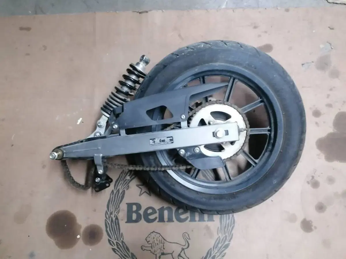 Ricambi Usati Keeway TX 125 M Supermoto Originali (6)