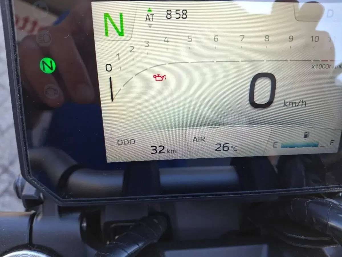 Yamaha MT-07 Y-AMT (2025 - 26) (6)