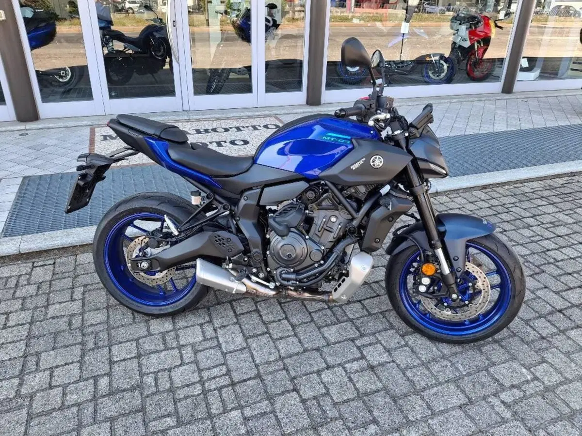 Yamaha MT-07 Y-AMT (2025 - 26)