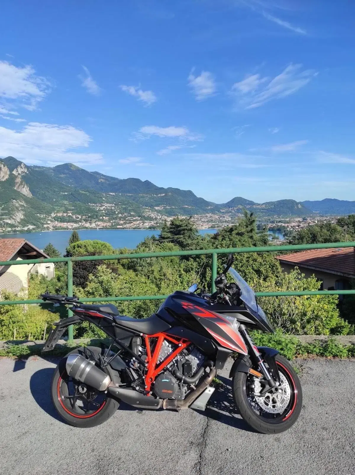 KTM 1290 Super Duke GT (2019 - 20)