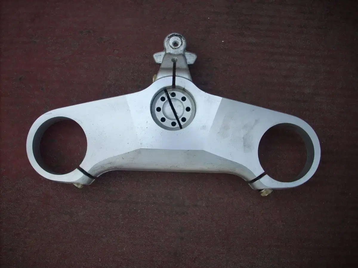Piastra forcella usata Ducati 916 Originale (2)