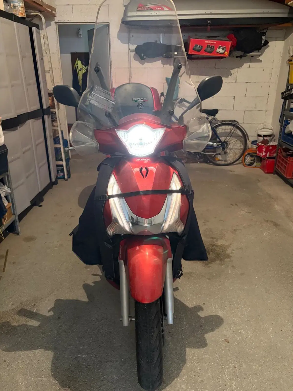 Honda SH 125 i ABS (2013 - 17) (2)