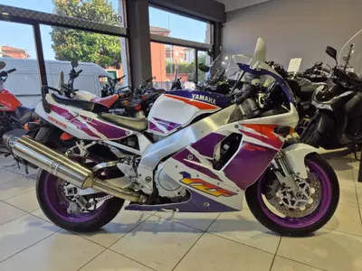 Yamaha YZF 750 R usata