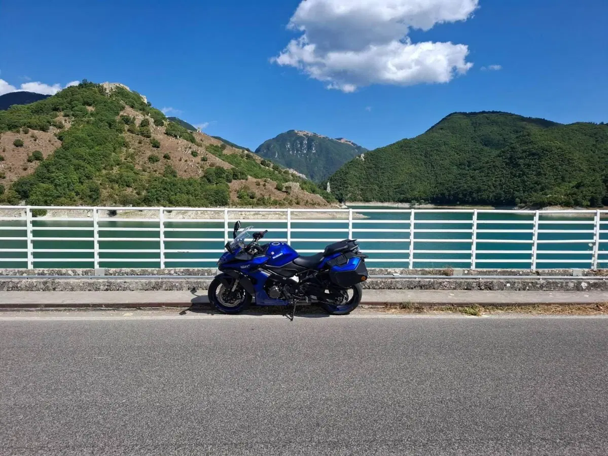 Suzuki GSX-S1000GT (2025 - 26) (9)