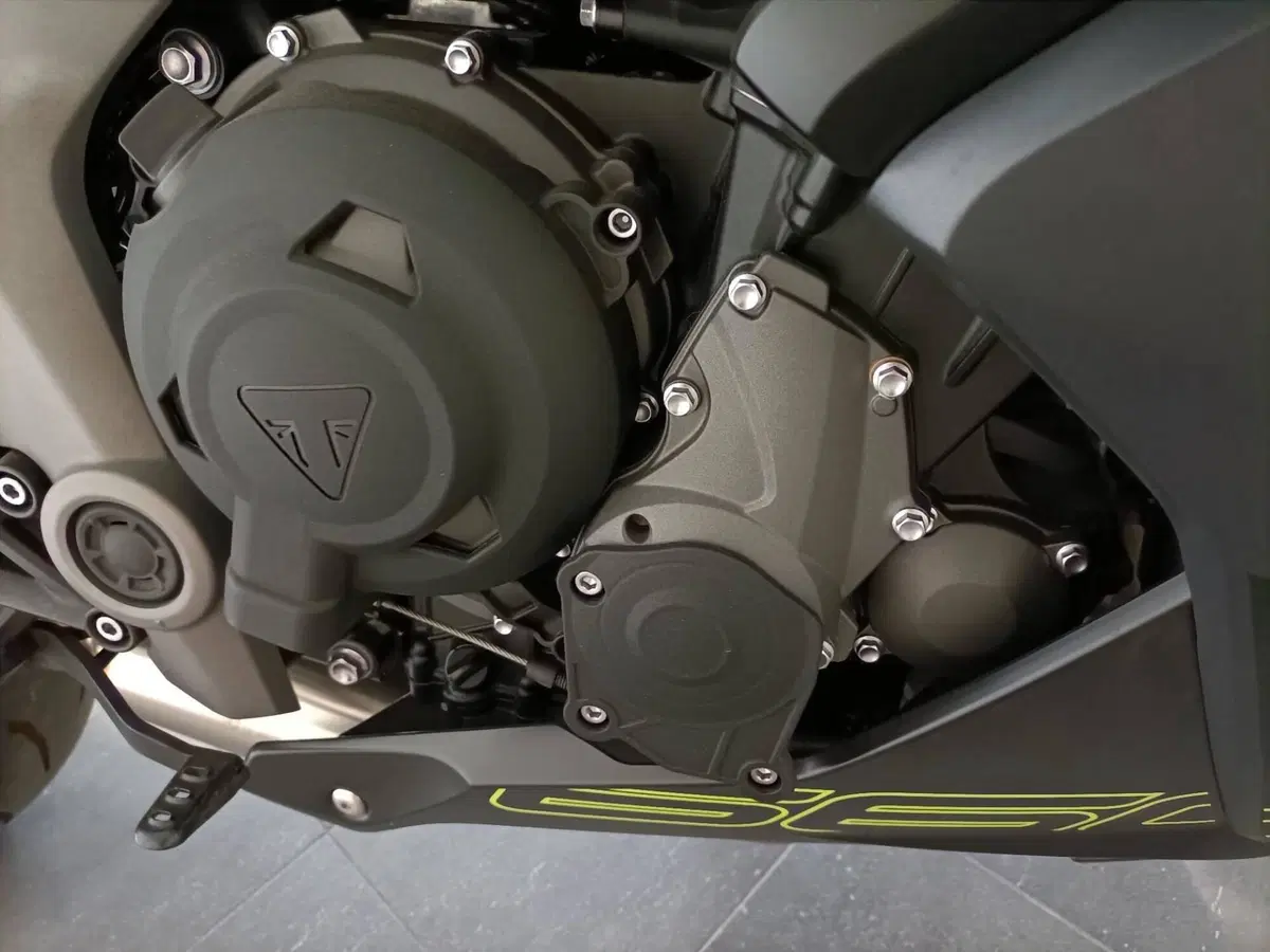 Triumph Daytona 660 (2024 - 26) (11)