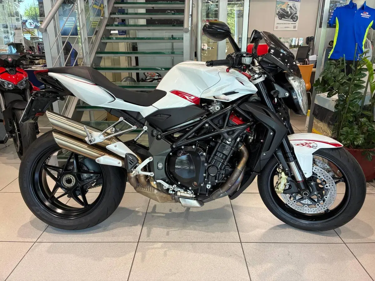 MV Agusta Brutale 1090 R (2012 - 15)