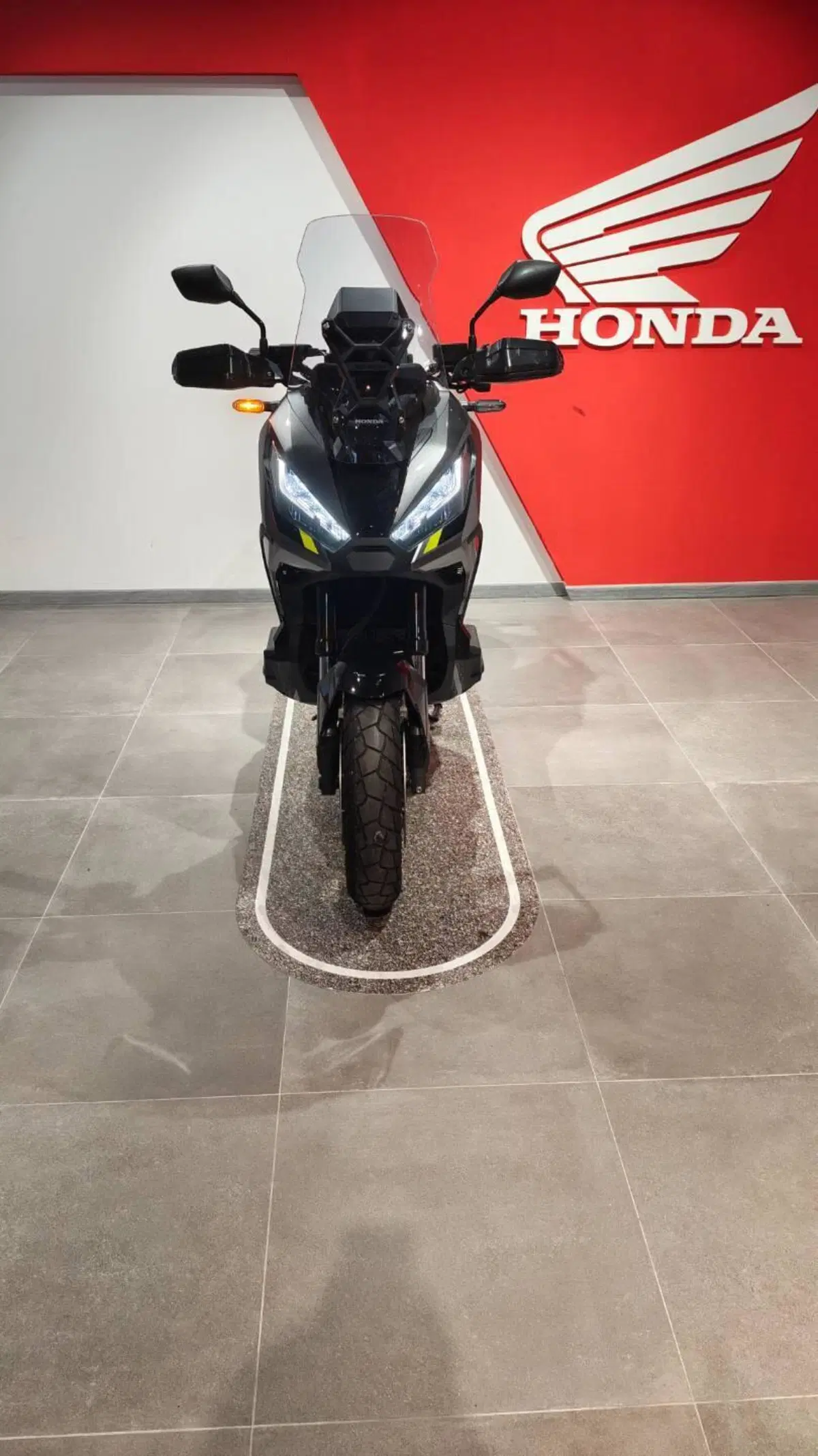 Honda X-ADV 750 DCT (2021 - 24) (6)