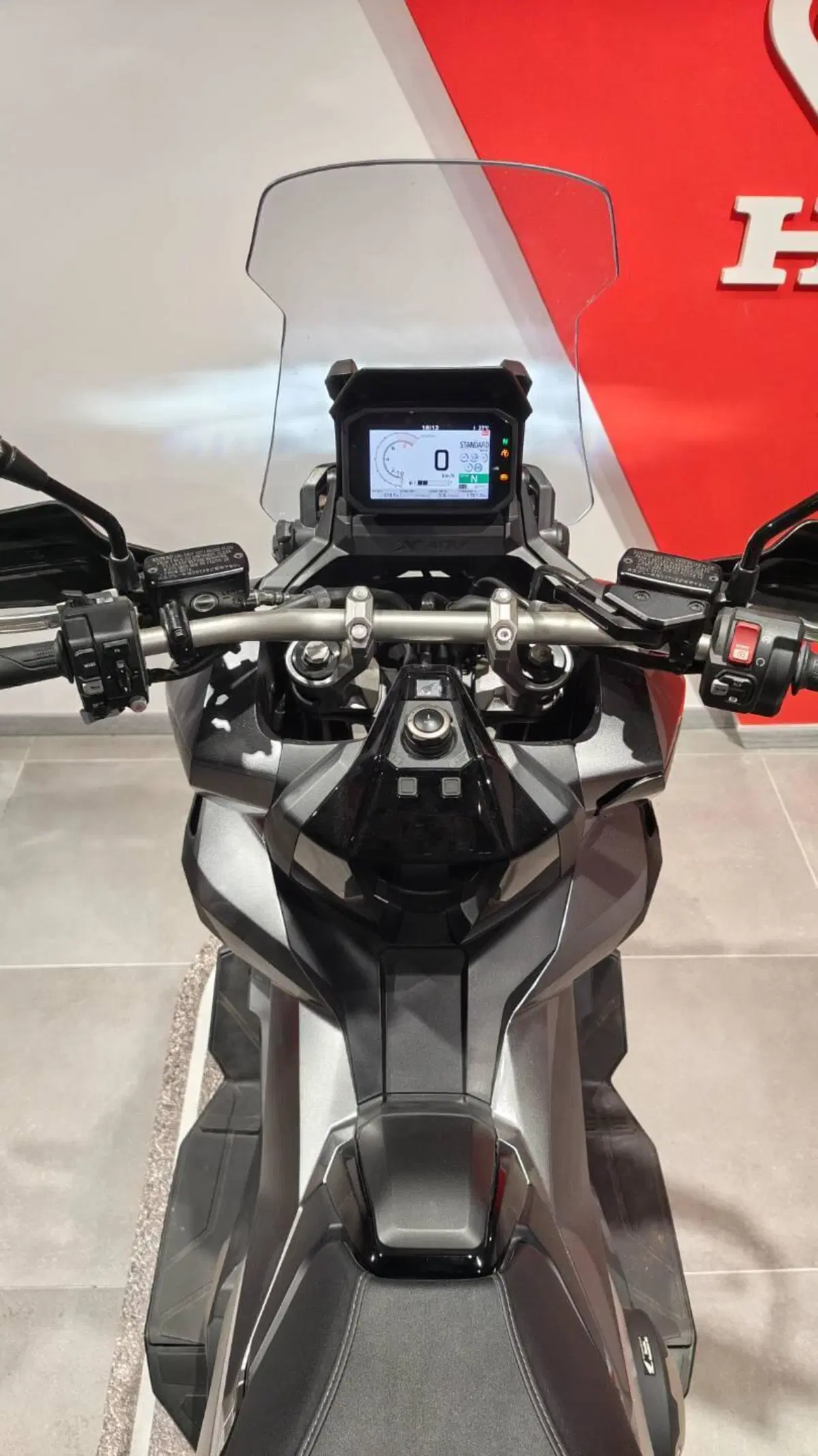 Honda X-ADV 750 DCT (2021 - 24) (7)