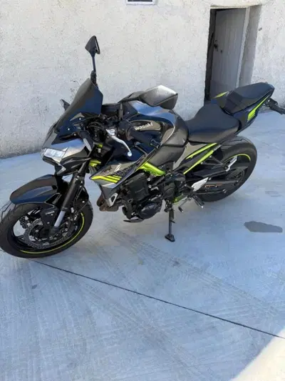 Kawasaki Z 900 (2020) usata