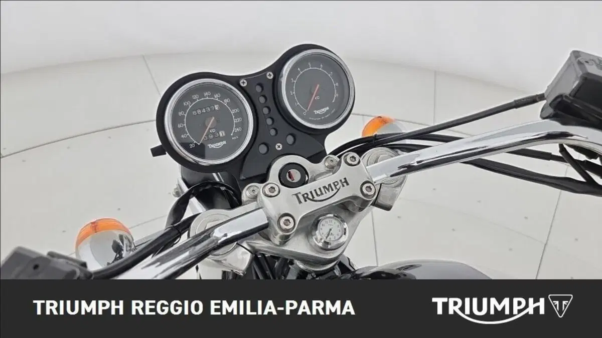Triumph Legend TT 900 (1998 - 02) (9)