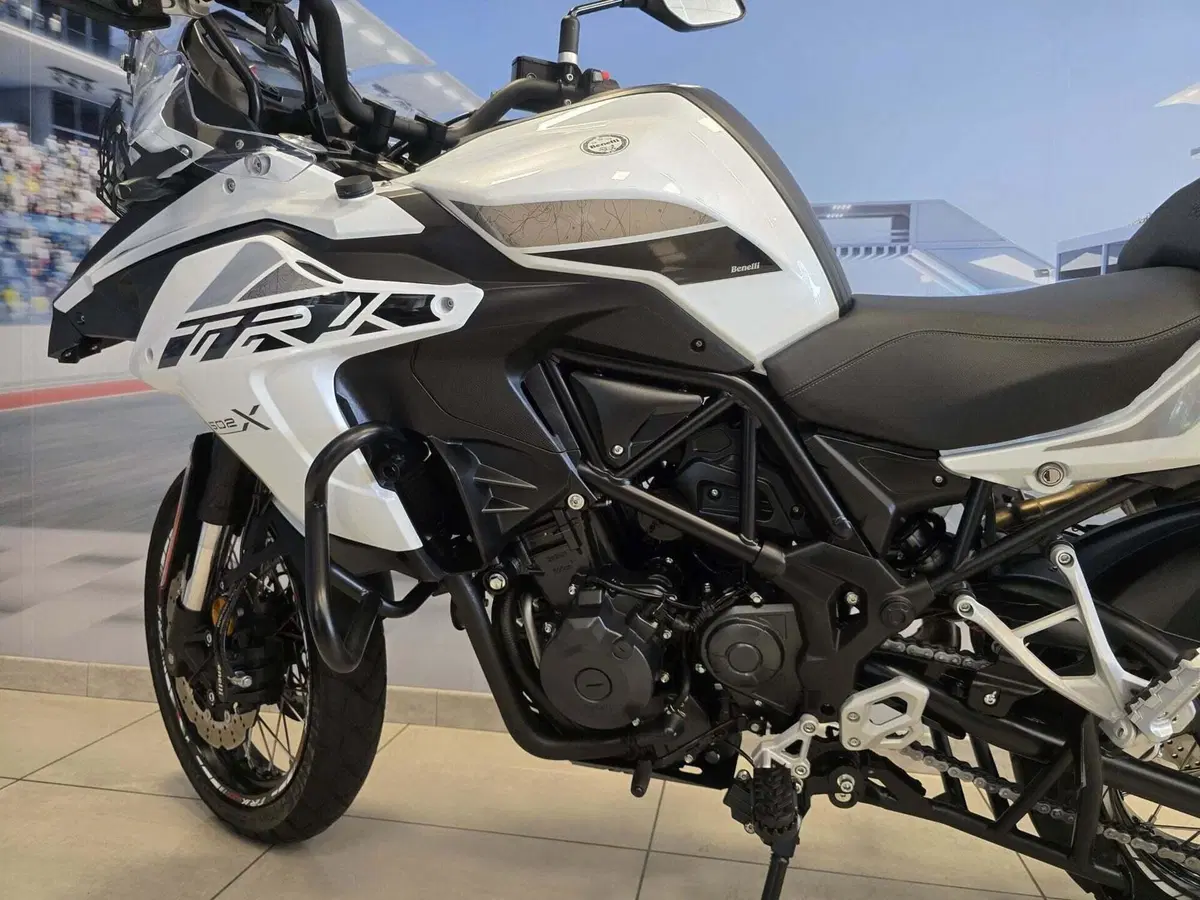 Benelli TRK 502X (2021 - 26) (10)