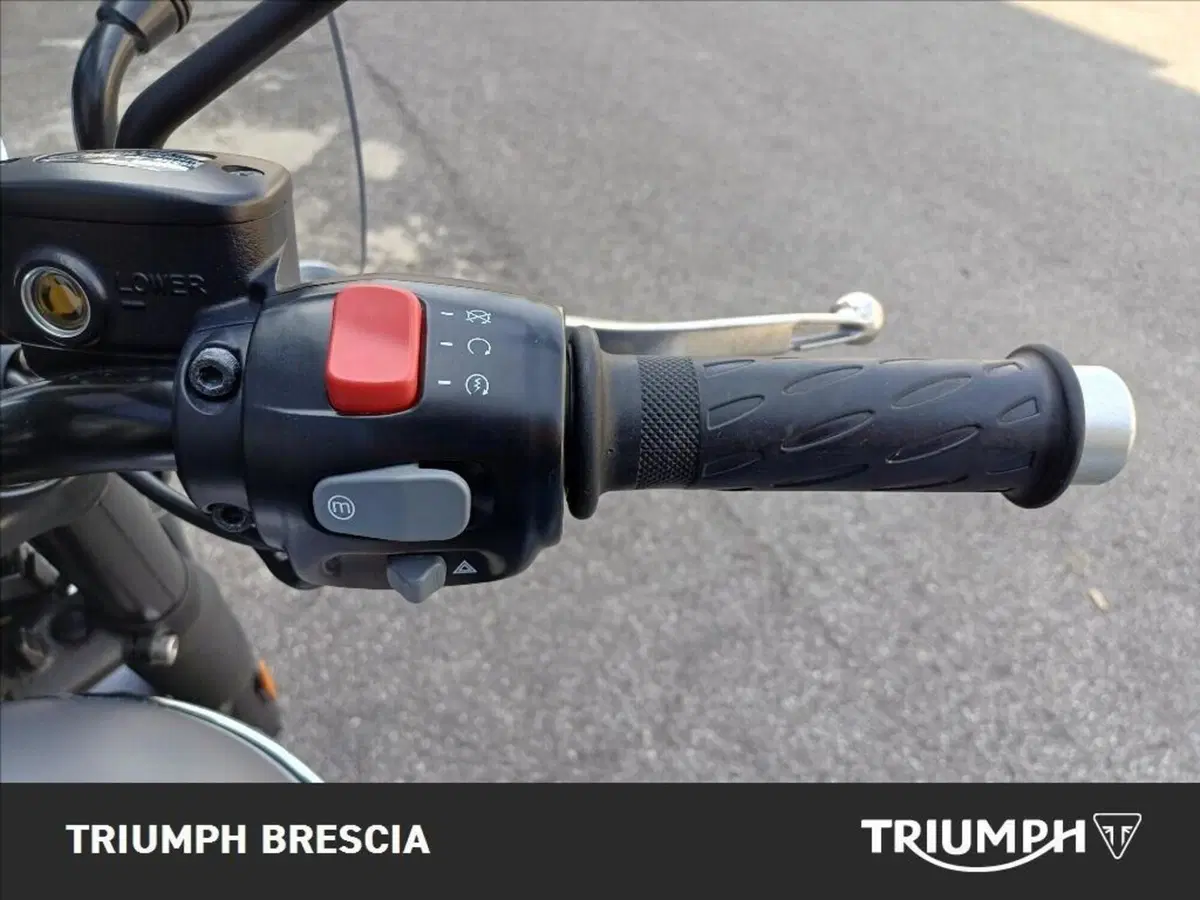 Triumph Bonneville T120 (2016 - 20) (8)