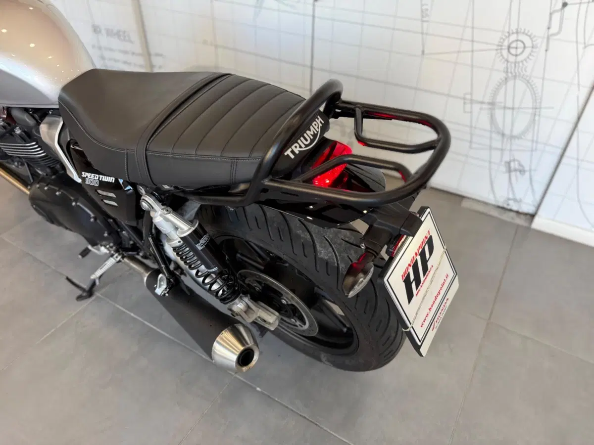 Triumph Speed Twin 900 (2025 - 26) (16)
