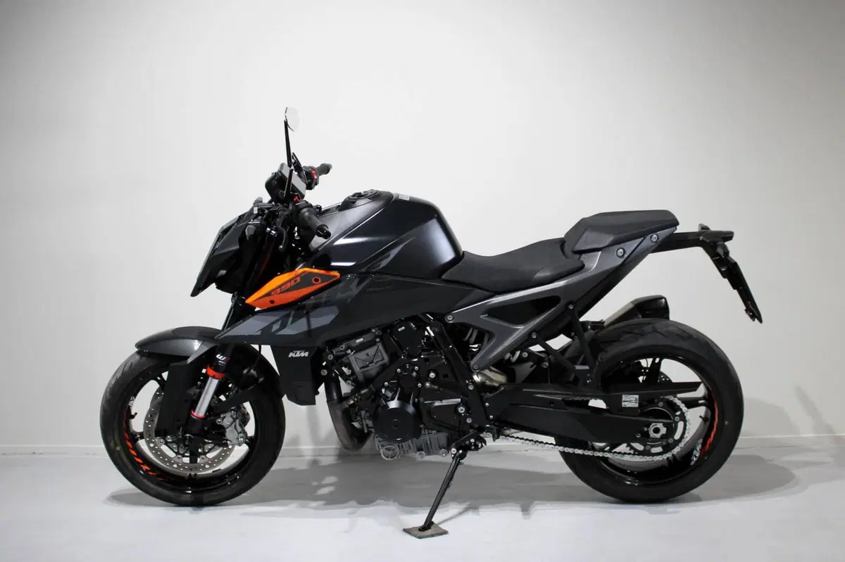 KTM 990 Duke (2024 - 26) (4)