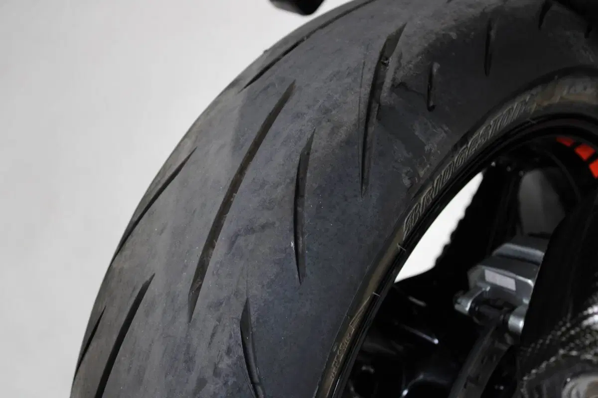 KTM 990 Duke (2024 - 26) (8)