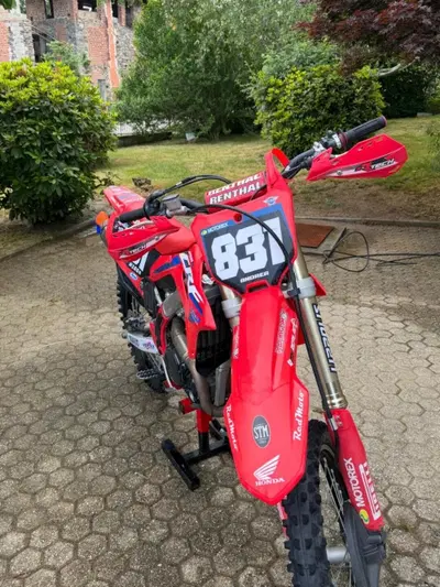 Honda CRF 250R (2023) usata