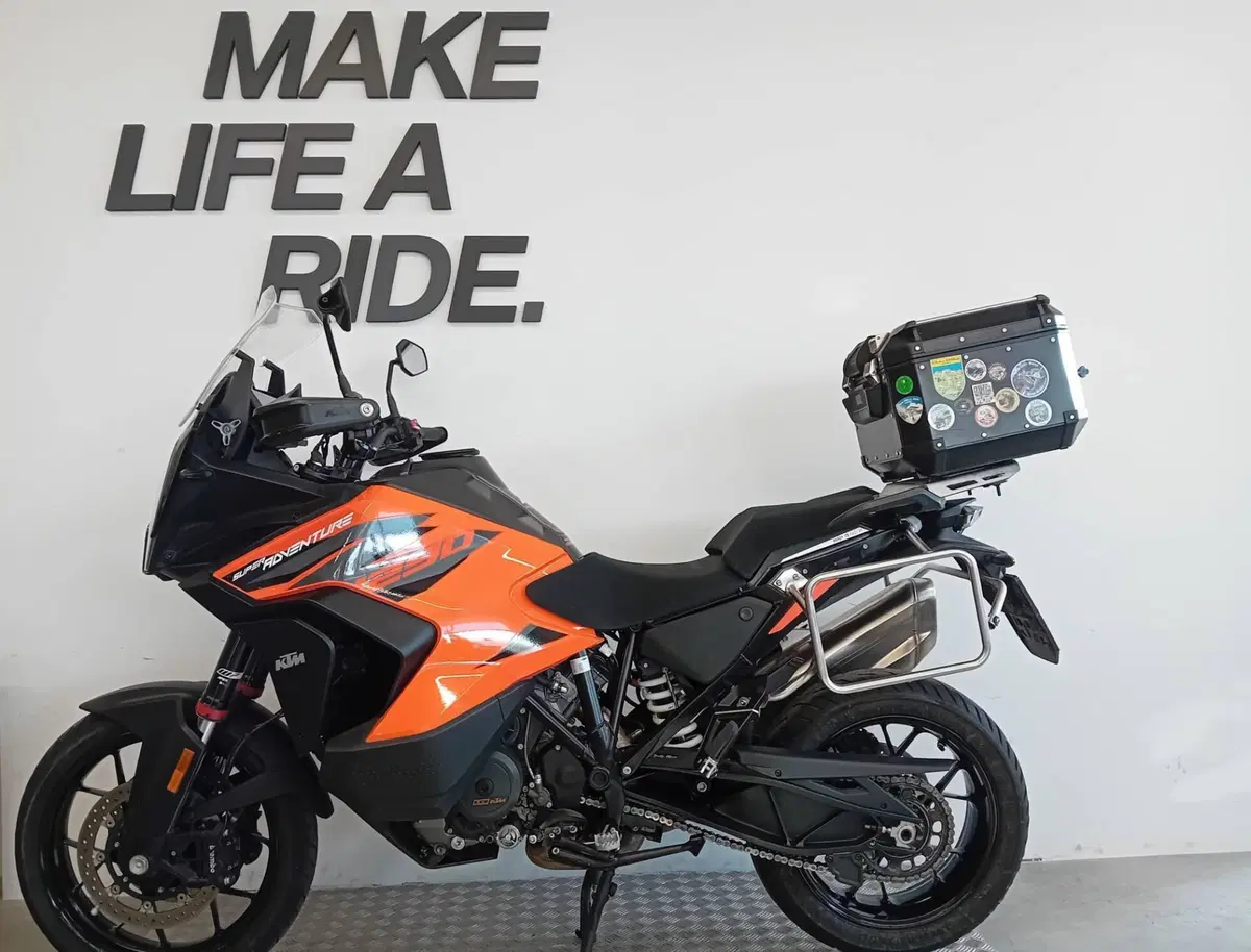 KTM 1290 Super Adventure S (2021) (2)