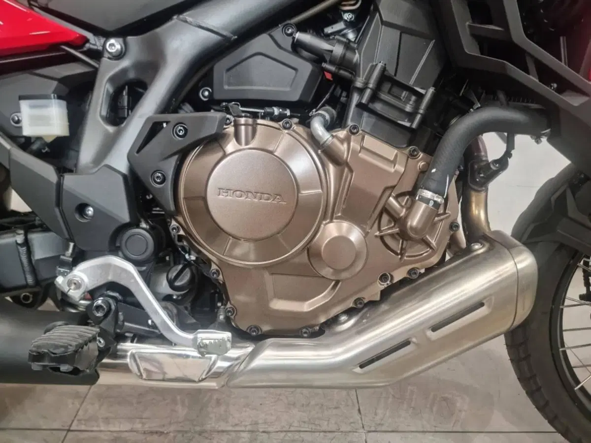 Honda Africa Twin CRF 1100L (2024 - 26) (5)