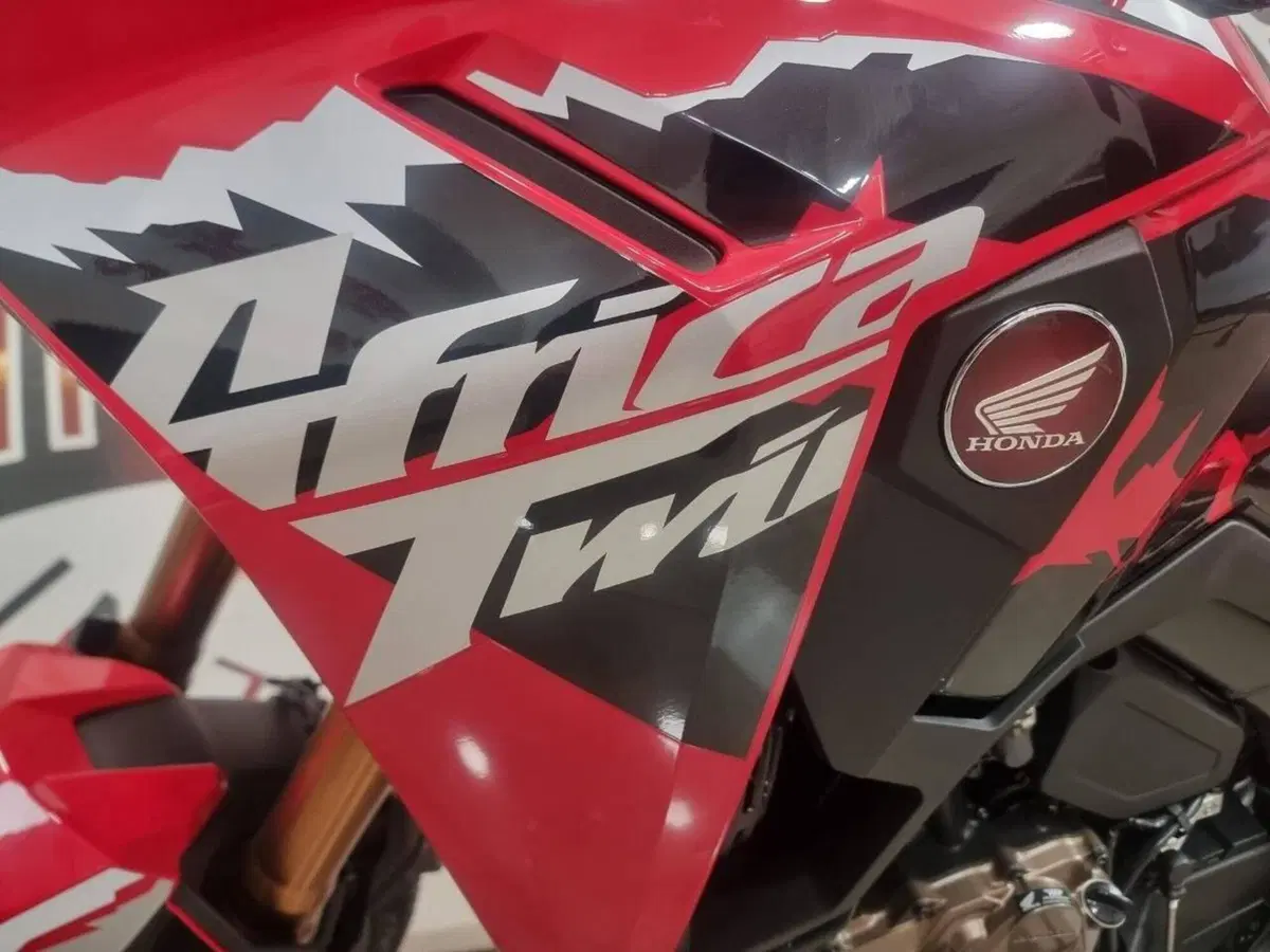 Honda Africa Twin CRF 1100L (2024 - 26) (7)