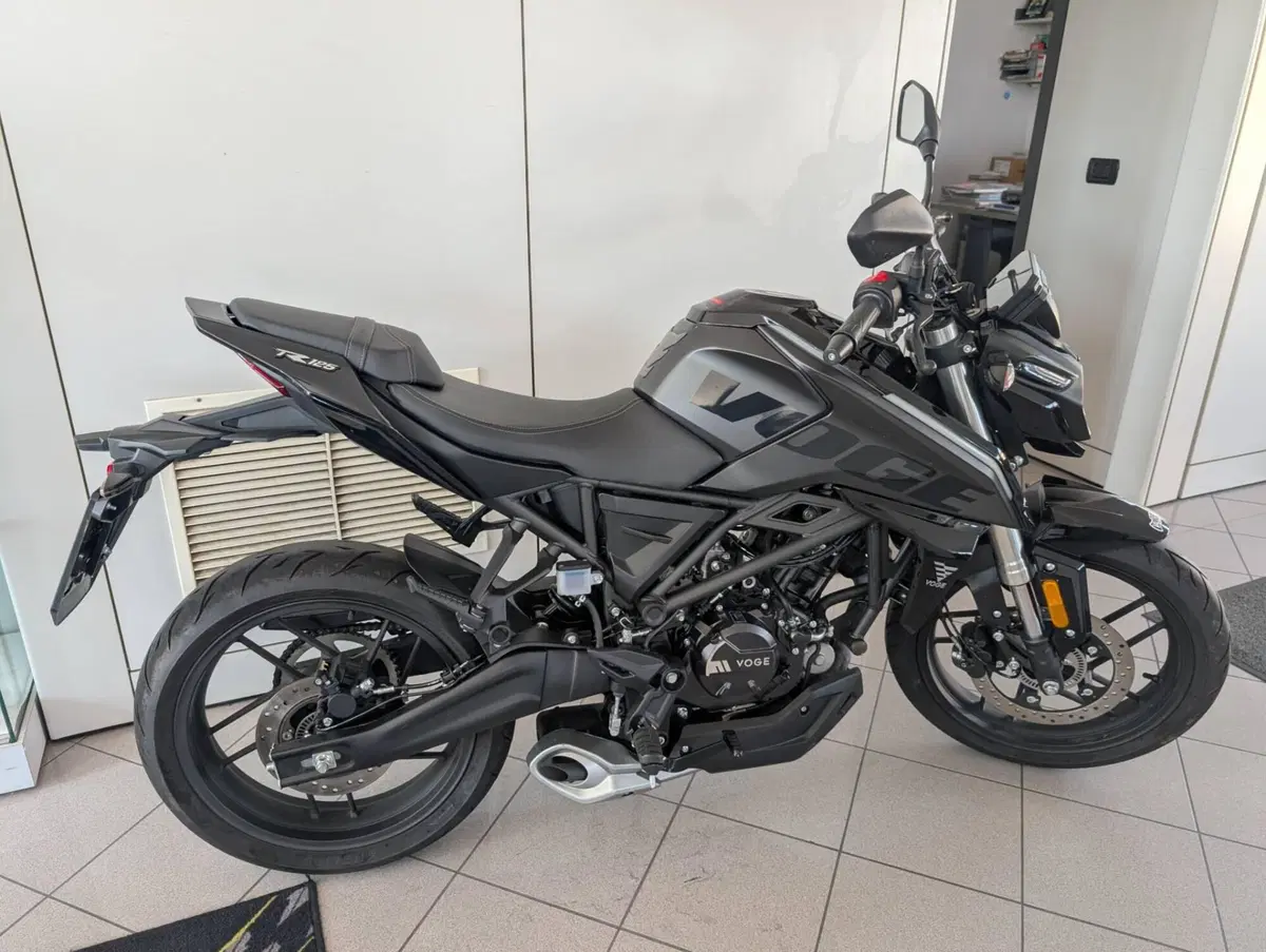 Voge Brivido 125R (2023 - 26) (5)