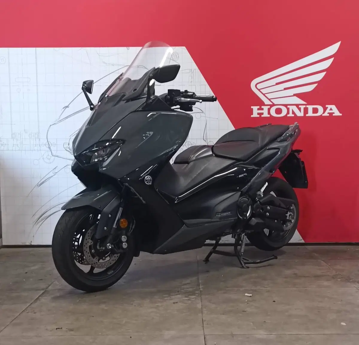 Yamaha T-Max 560 (2020 - 21)