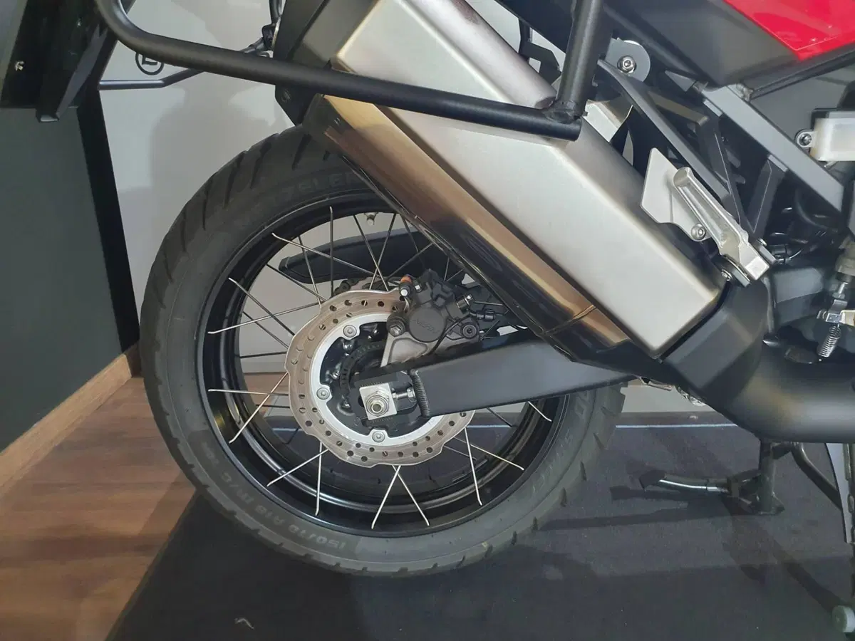 Honda Africa Twin CRF 1100L (2024 - 26) (5)