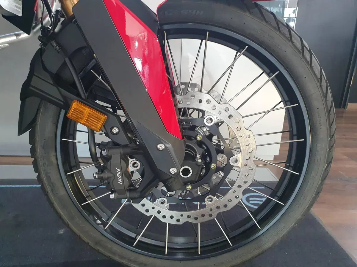 Honda Africa Twin CRF 1100L (2024 - 26) (7)