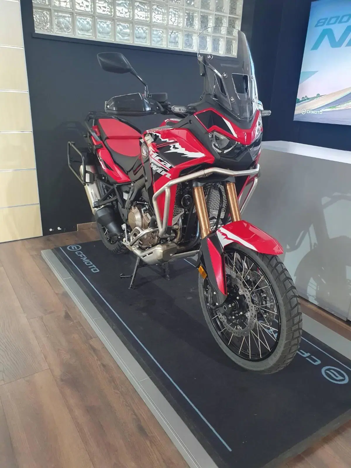 Honda Africa Twin CRF 1100L (2024 - 26) (10)