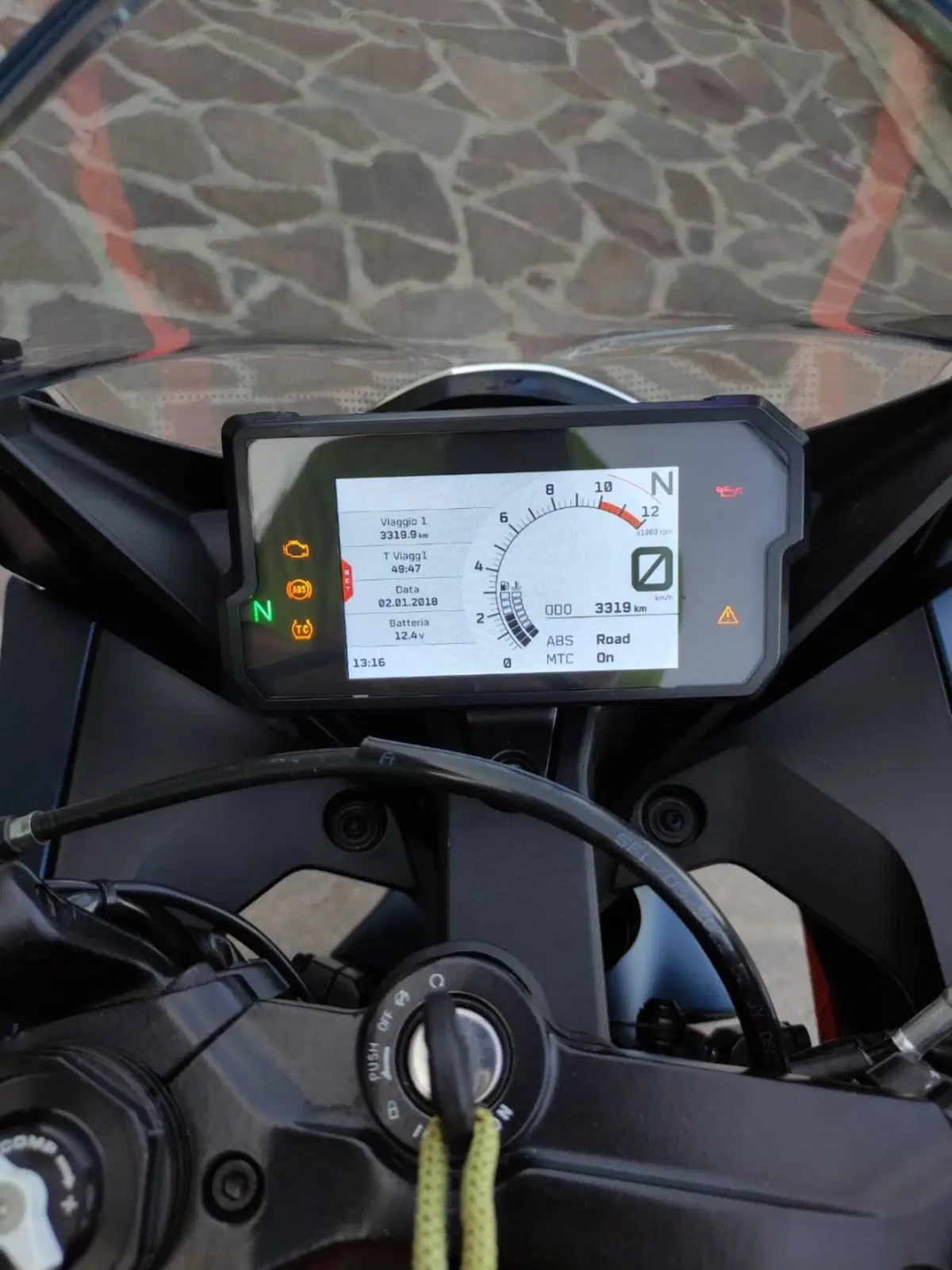 KTM RC 390 (2022 - 26) (8)