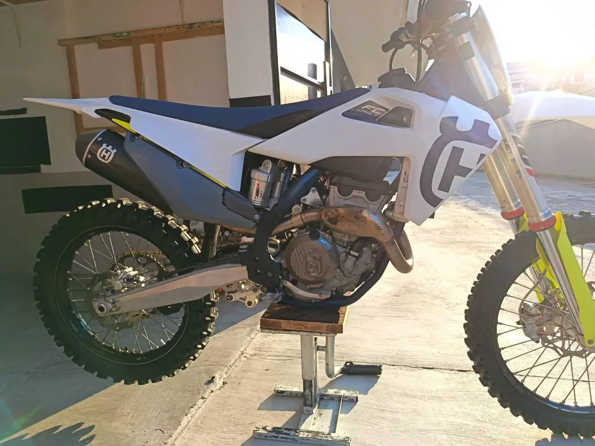 Husqvarna FC 250 (2019) (2)