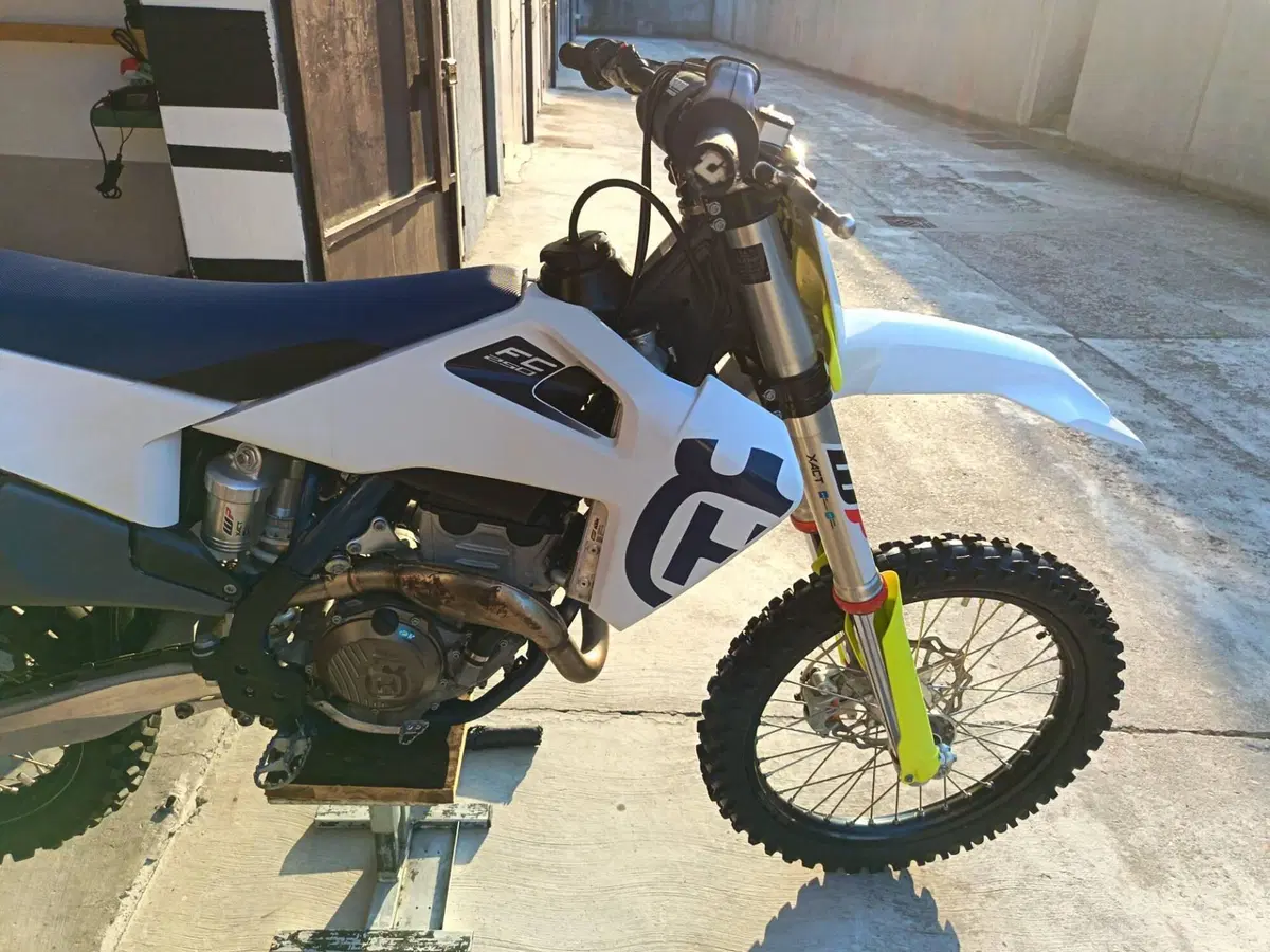 Husqvarna FC 250 (2019) (10)