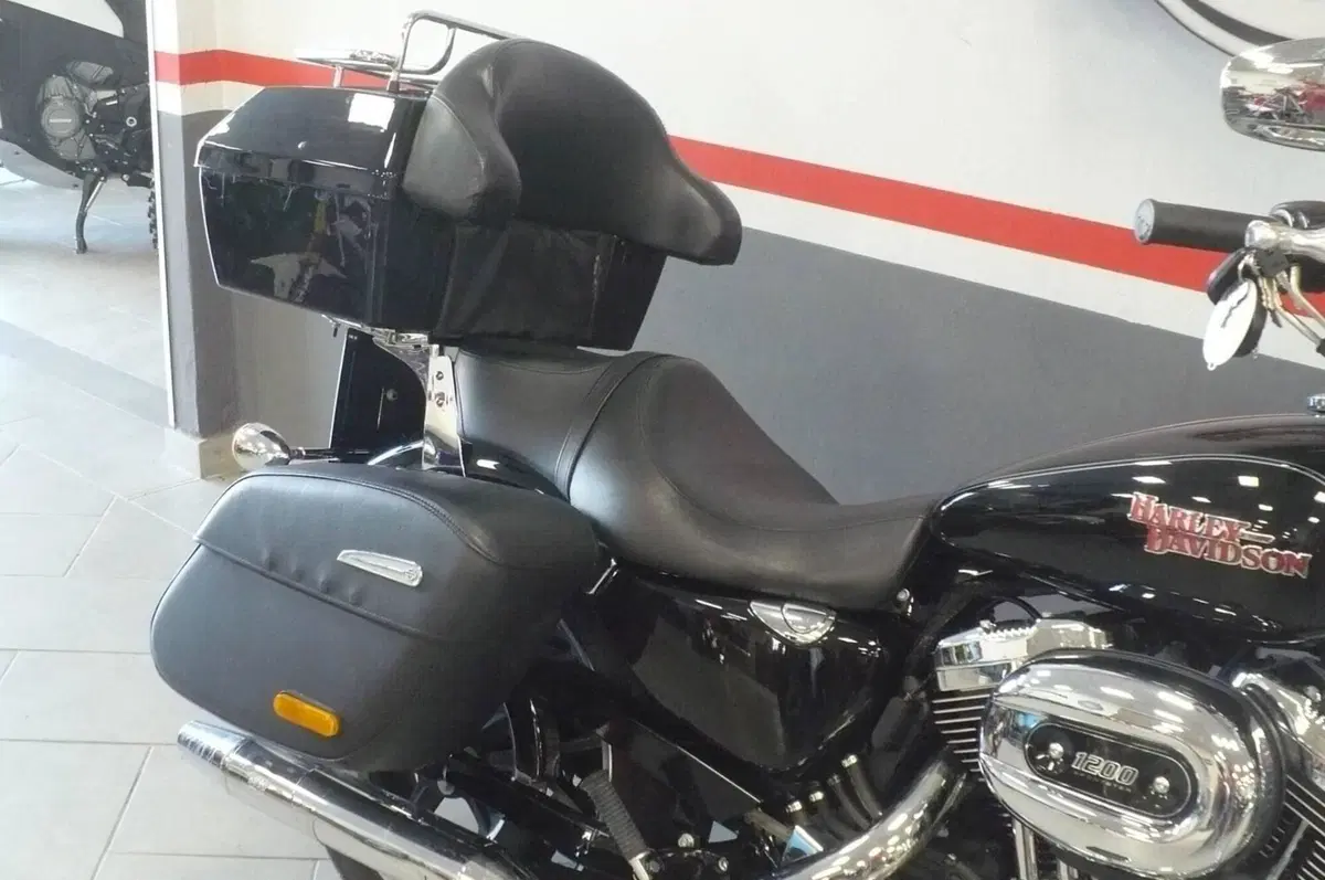 Harley-Davidson 1200 SuperLow (2014 - 16) - XL 1200T (6)