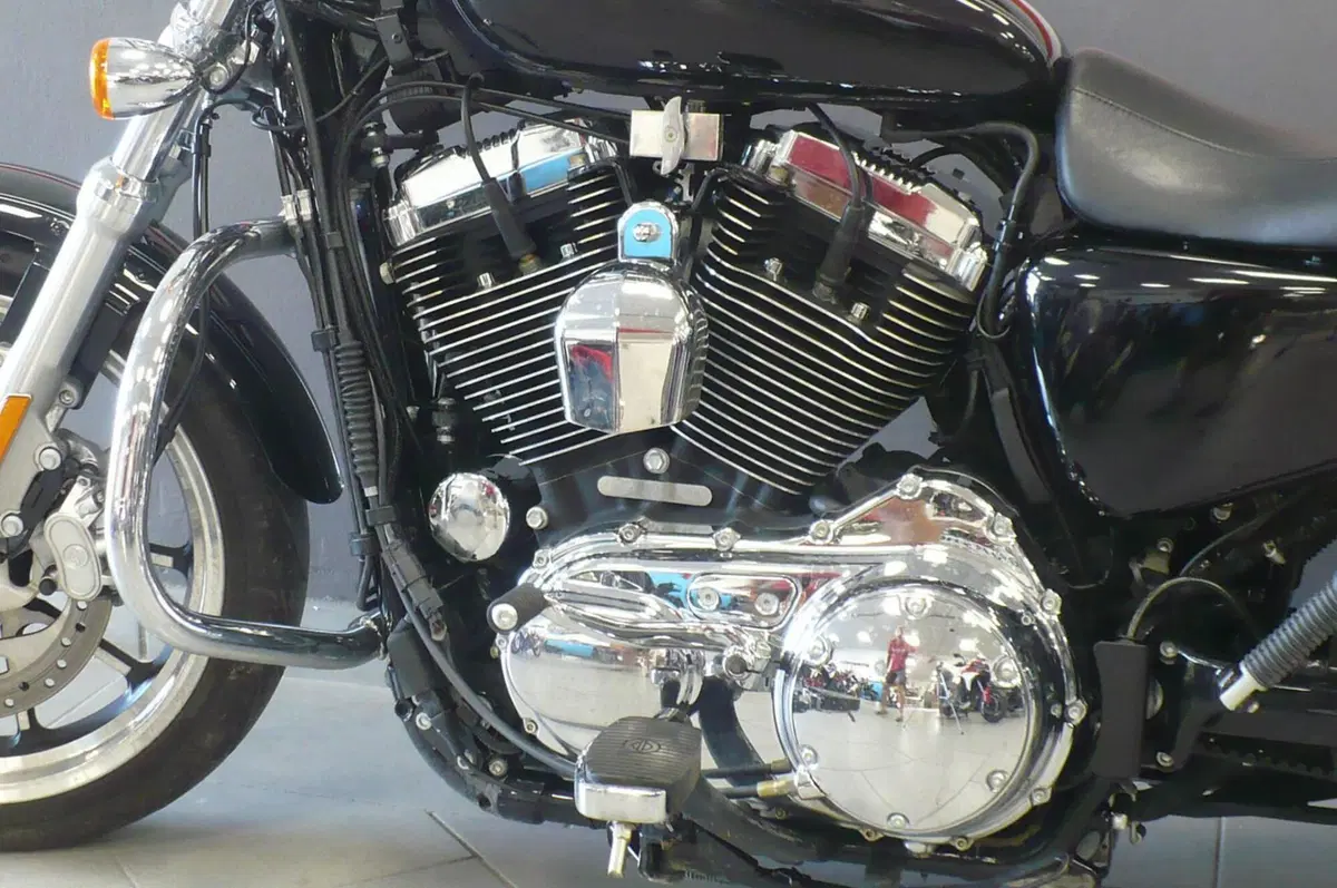 Harley-Davidson 1200 SuperLow (2014 - 16) - XL 1200T (9)