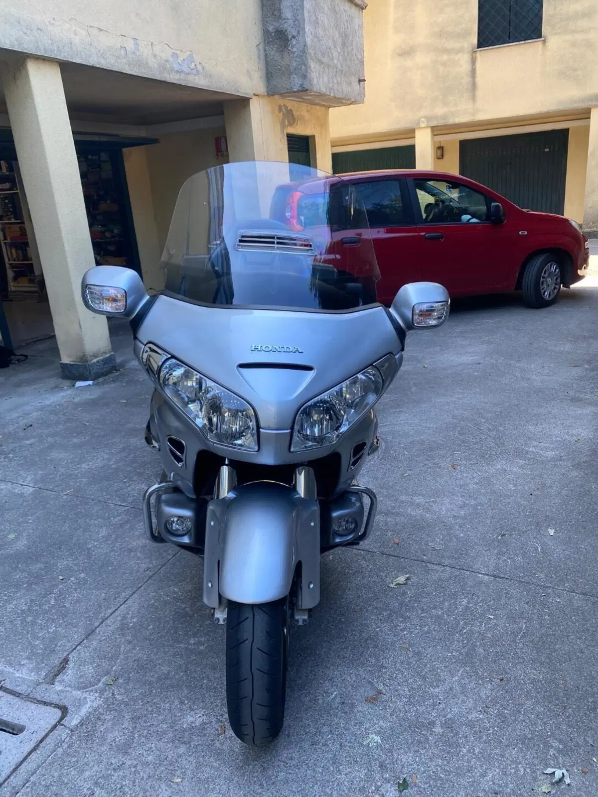 Honda GL 1800 Gold Wing (2007 - 11) (5)