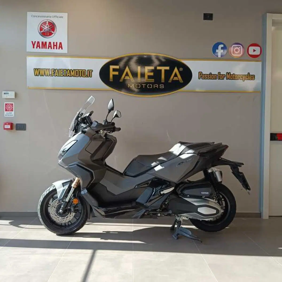 Honda ADV 350 (2022 - 24)
