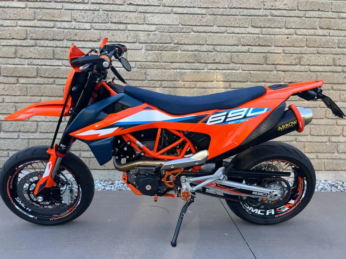 KTM 690 SMC R (2023 - 25) (2)