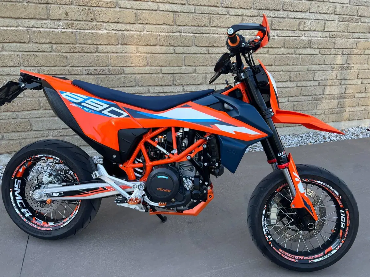 KTM 690 SMC R (2023 - 25)