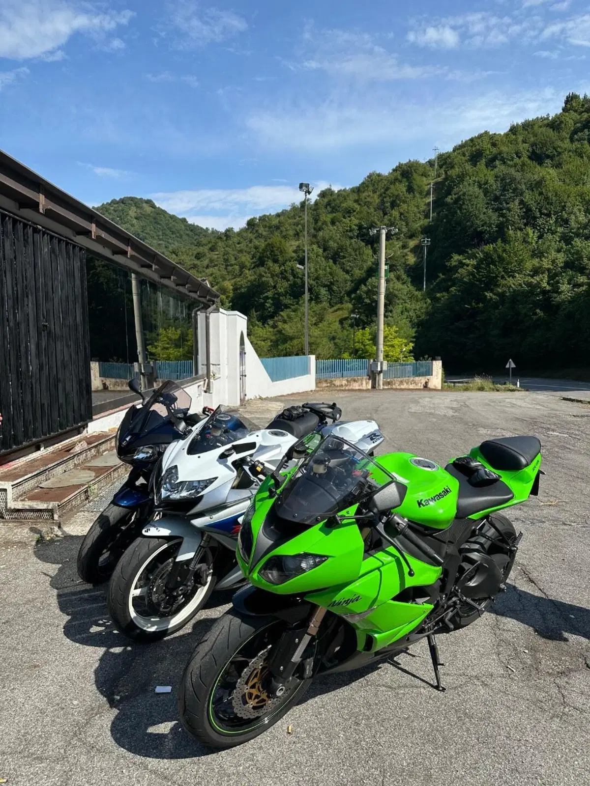 Kawasaki Ninja 600 ZX-6R (2009 - 16) (3)