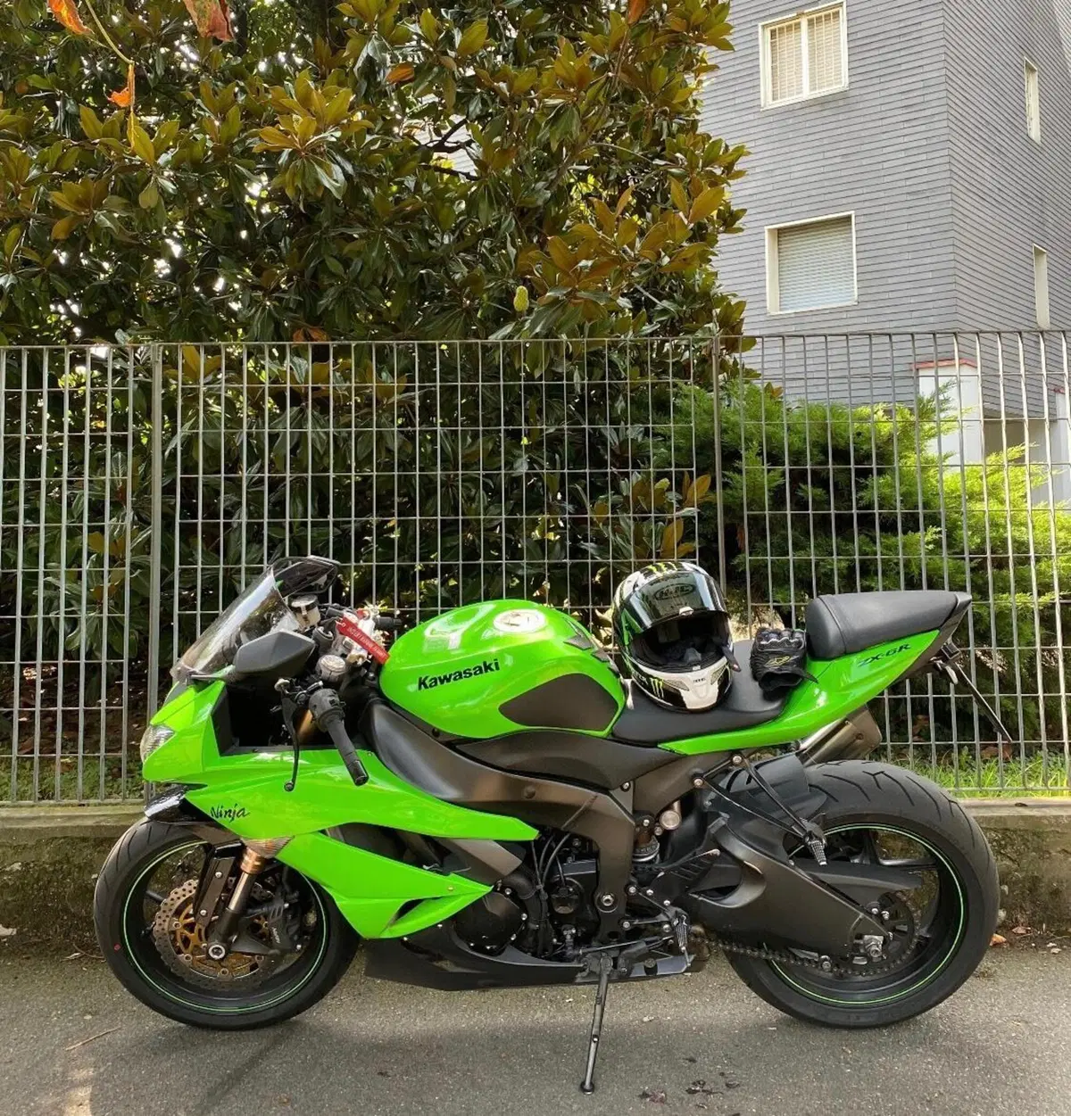 Kawasaki Ninja 600 ZX-6R (2009 - 16) (4)