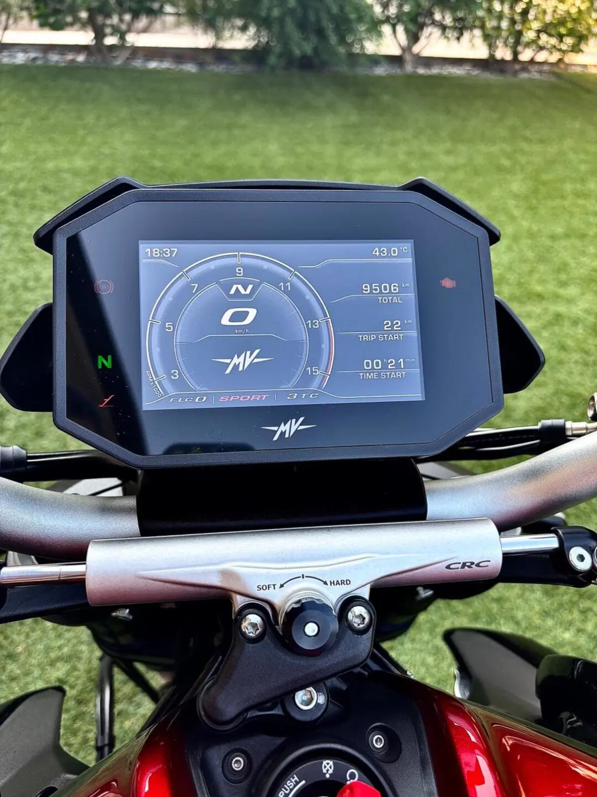 MV Agusta Brutale 800 RR (2021 - 25) (2)