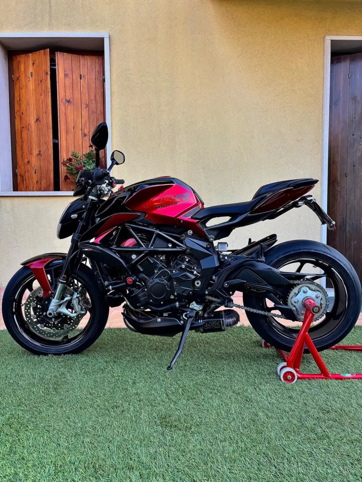 MV Agusta Brutale 800 RR (2021 - 25) (3)