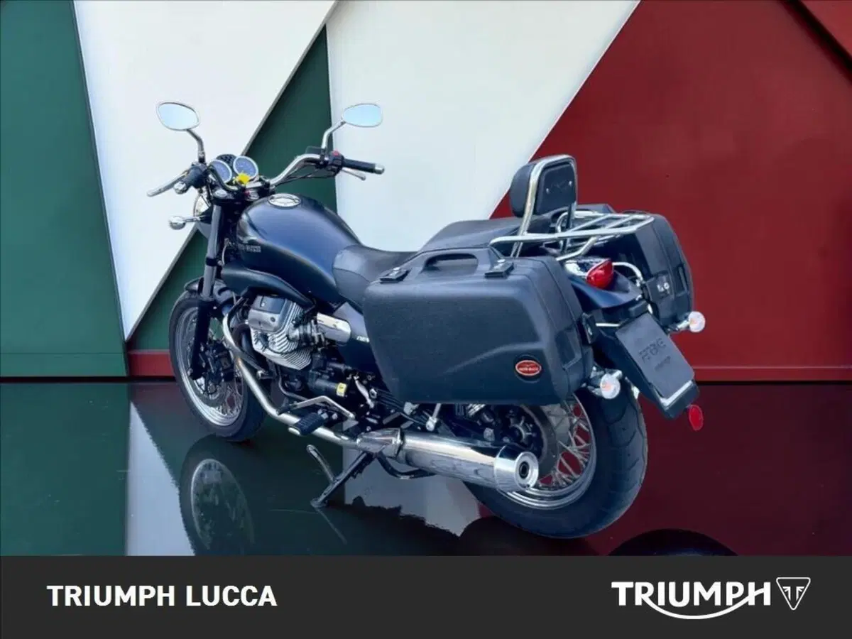 Moto Guzzi Nevada 750 Anniversario (2012 - 13) (4)