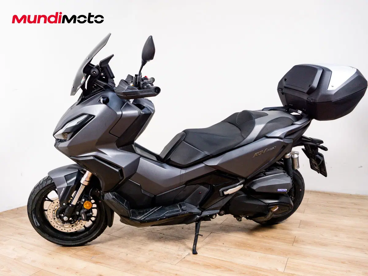 Honda ADV 350 (2022 - 24) (8)
