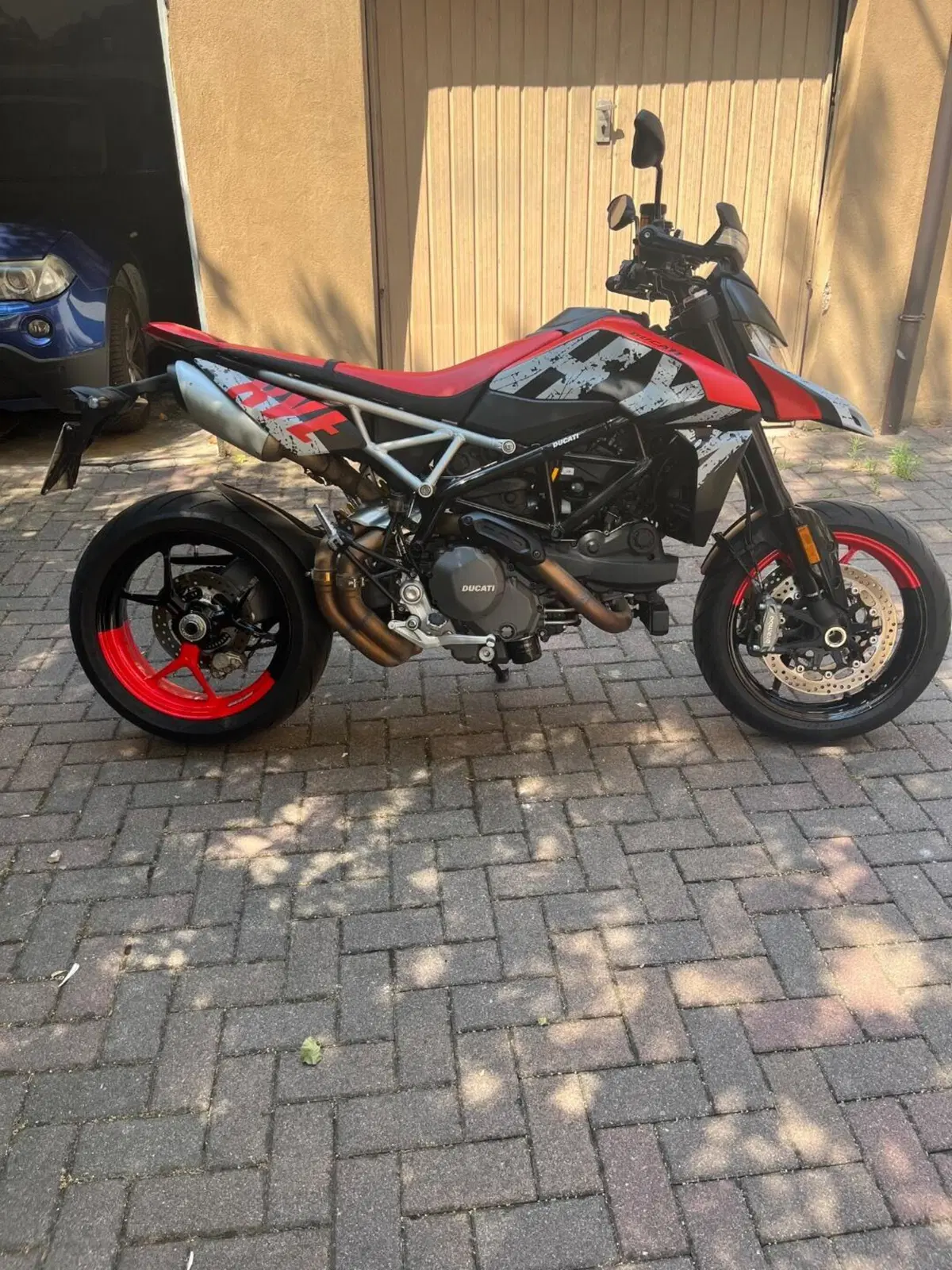 Ducati Hypermotard 950 RVE (2022 - 25) (3)