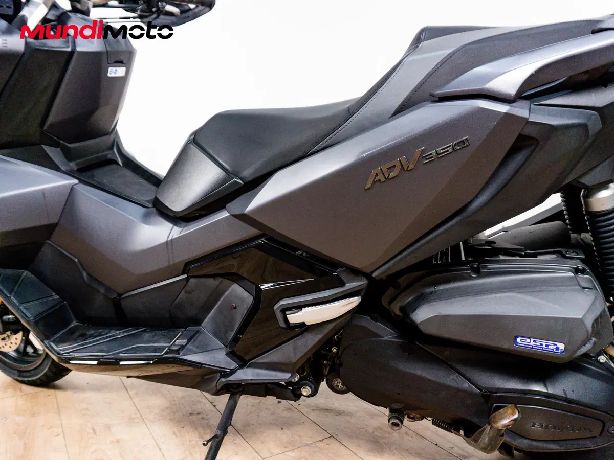 Honda ADV 350 (2022 - 24) (10)