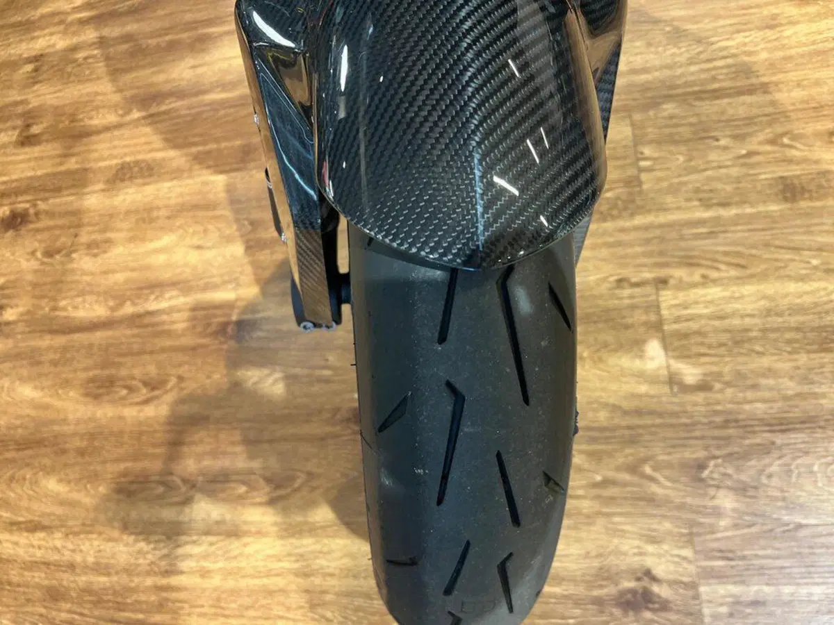 Bmw M 1000 XR (2024 - 27) (13)